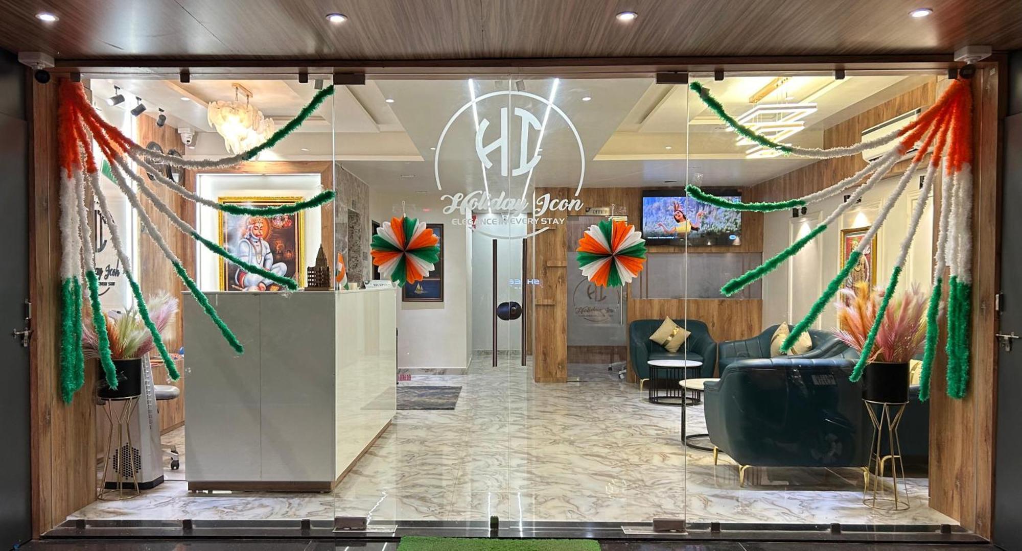 Hotel Holiday Icon Dwarka  Luaran gambar