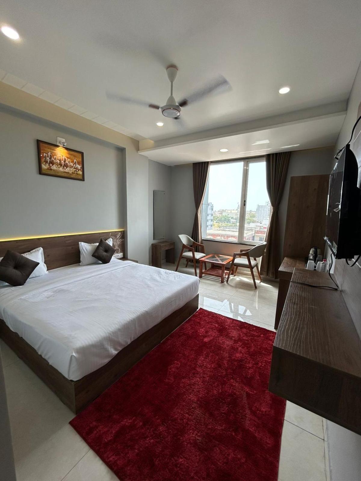 Hotel Holiday Icon Dwarka  Luaran gambar